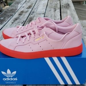 Adidas sleek in pink